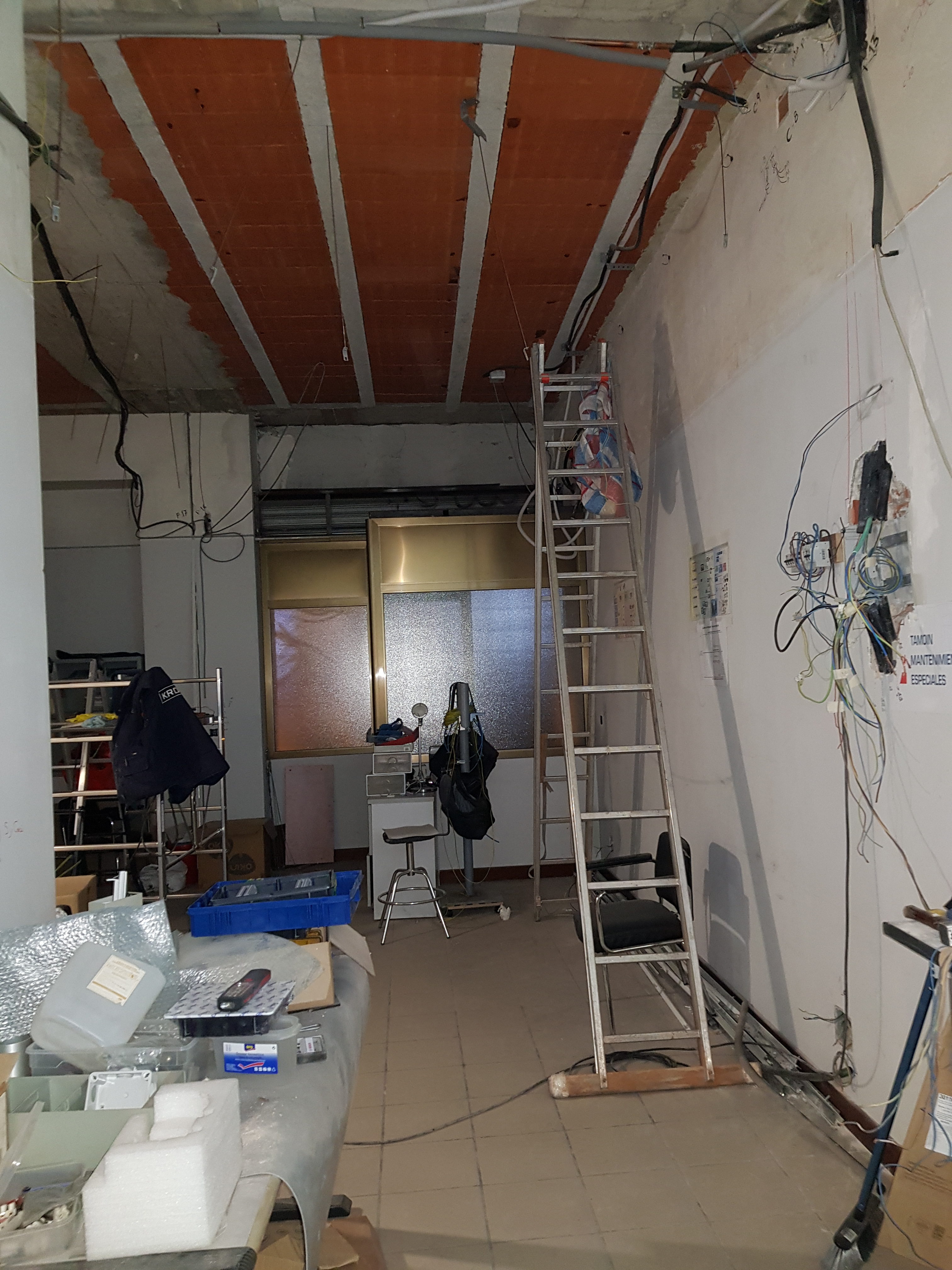 ADECUACIÓN LOCAL A VIVIENDA Before